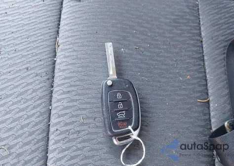 2017 Hyundai Santa Fe Sport 2.4L z USA, uszkodzony, nr VIN 5XYZTDLB7HG406155